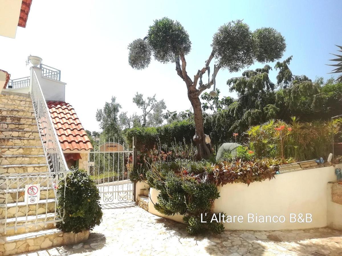 B&B L'Altare Bianco Vieste Exterior photo